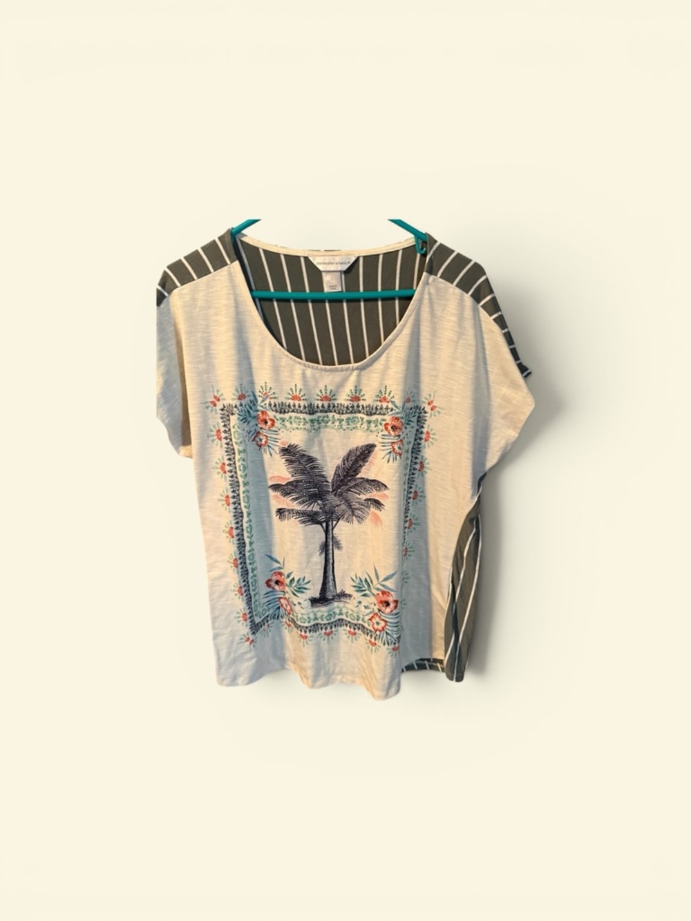 164–Christopher & Banks Cream Palm Print Short Sleeve Tee